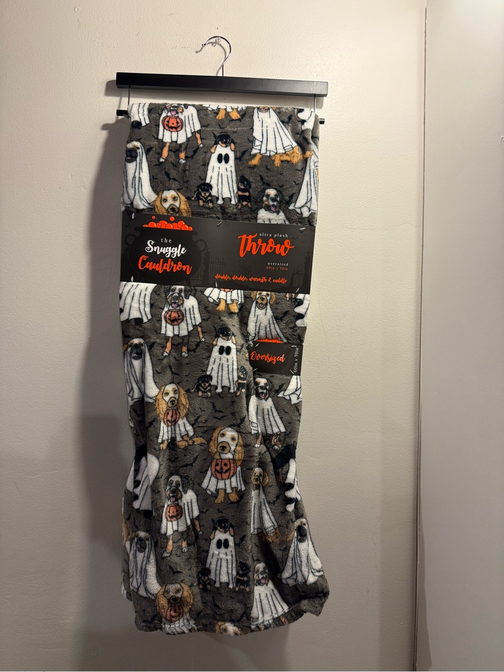 Halloween Dogs Ghost Costume Throw Blanket viral NWT